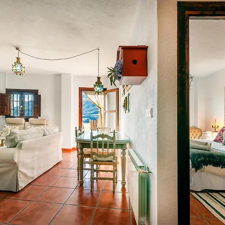La Casa De Paca * Capileira